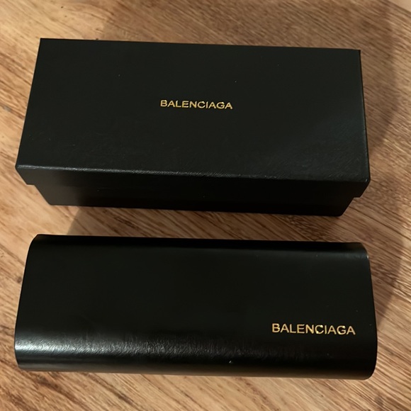 Balenciaga Sunglass Box+ Case - Picture 4 of 4